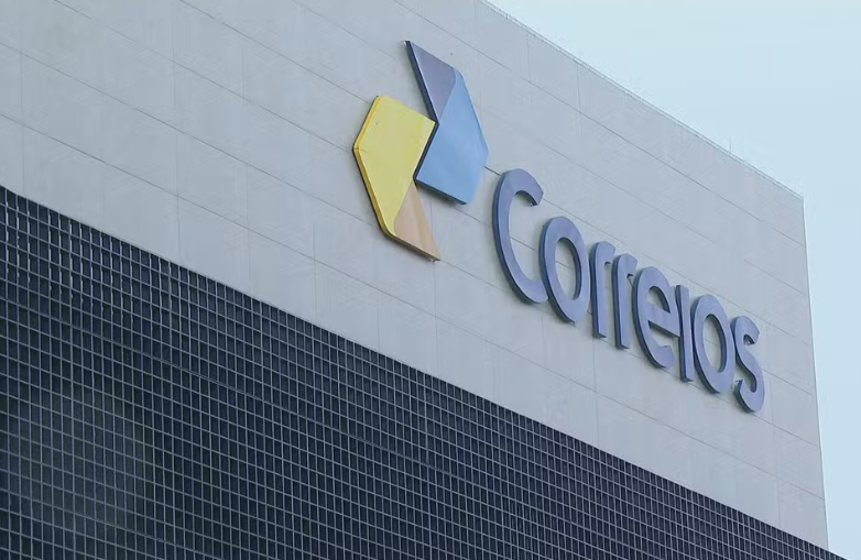 Correios deixaram de pagar R$ 3,7 bilhões a fornecedores, empregados e em tributos