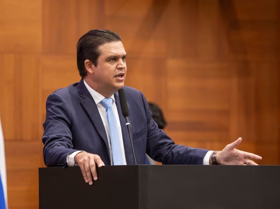 Deputado cobra implantação do campus definitivo da Unemat em Rondonópolis