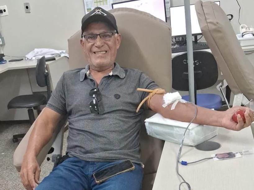 Após 24 anos, aposentado encerra ciclo de solidariedade e realiza última doação no MT Hemocentro