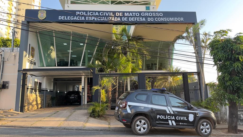 Polícia desarticula quadrilha suspeita de aplicar golpes com reforma de estofados