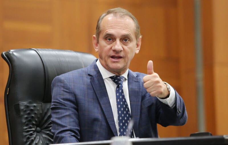 Wilson Santos propõe auxílio-alimentação para servidores estaduais