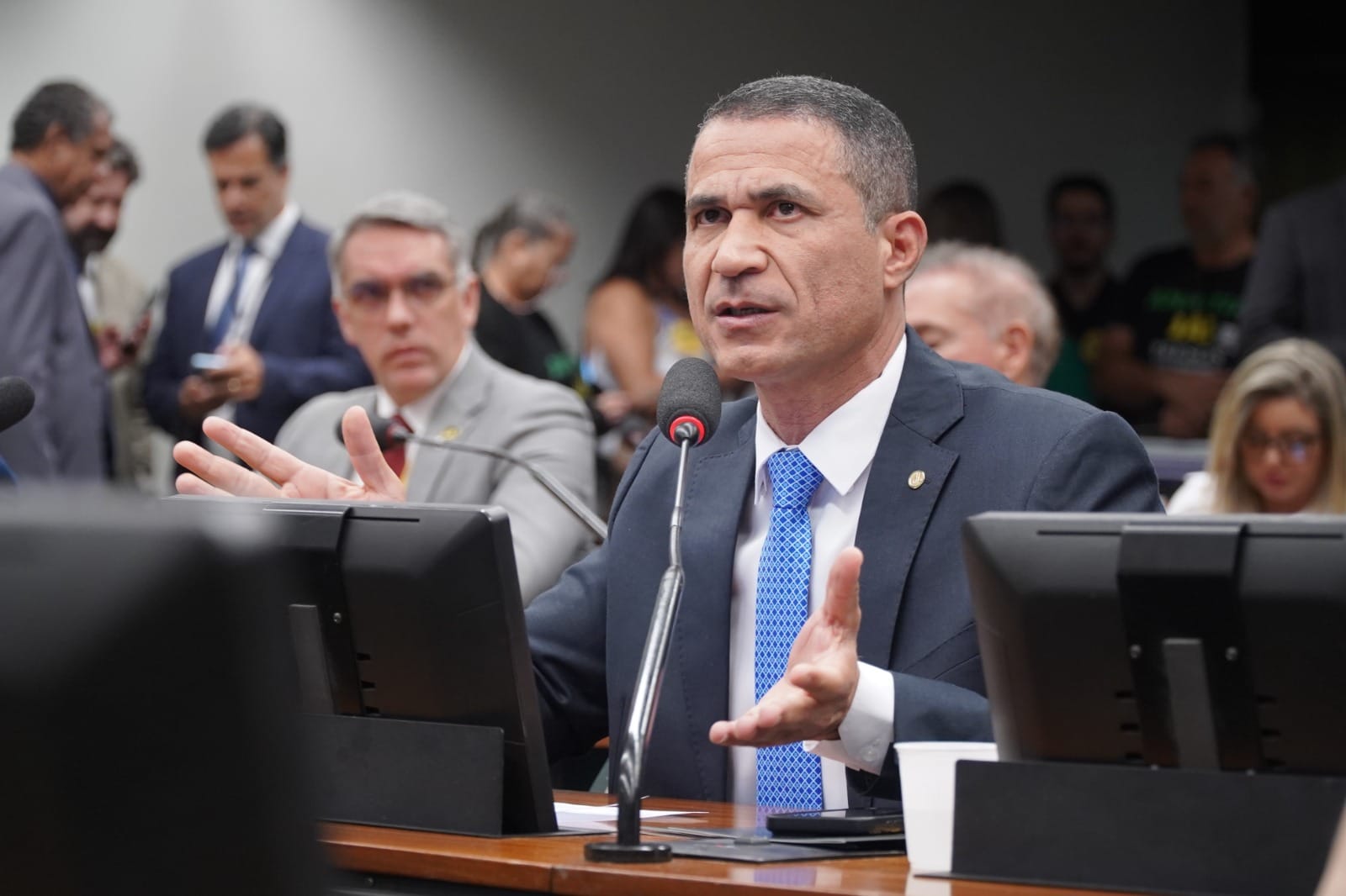 Coronel Assis aprova PEC da Maioridade Penal e dá primeiro passo para mudar Constituição