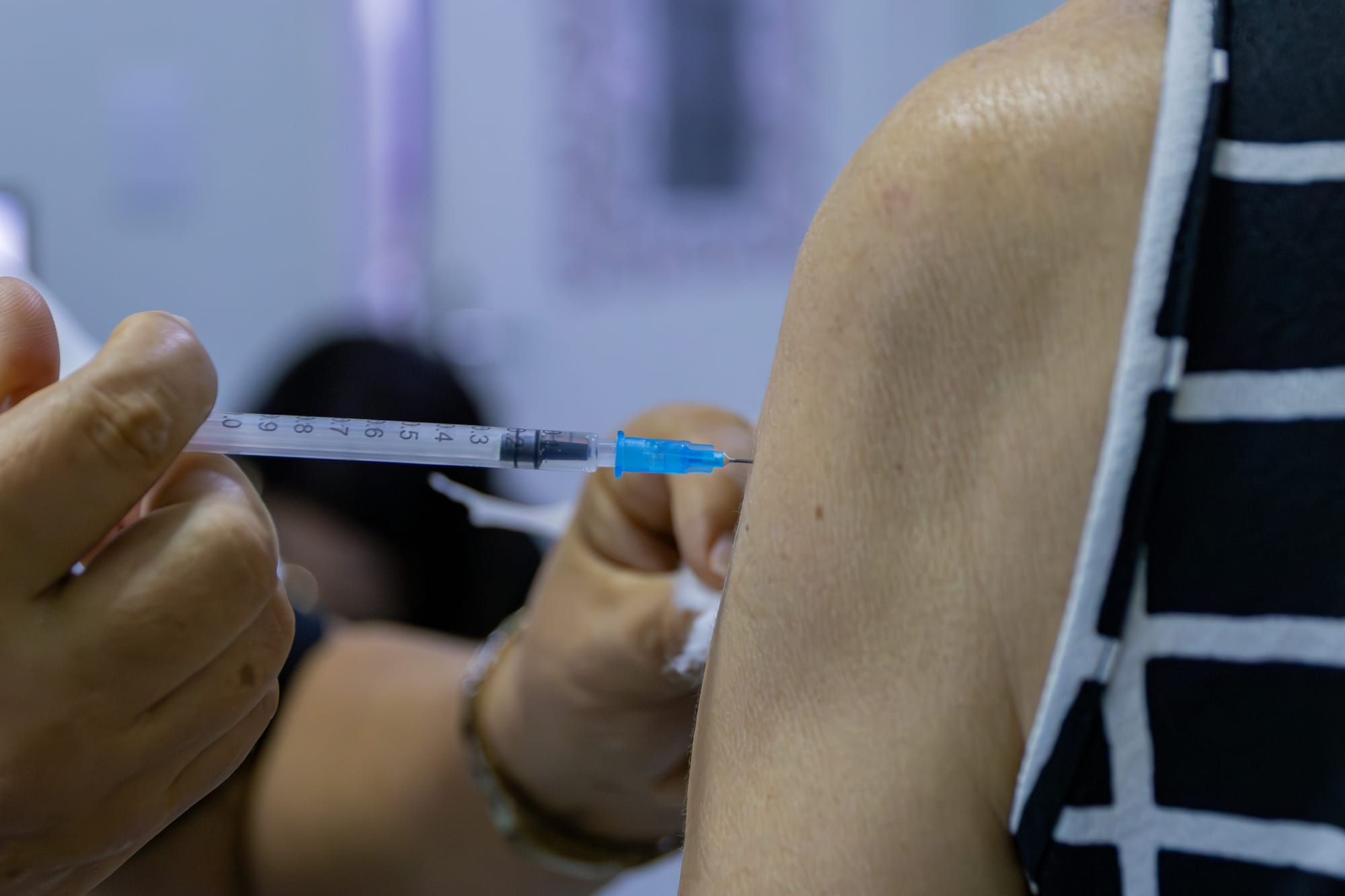 Casos de influenza aumentam 74% em Cuiabá; vacinação segue disponível
