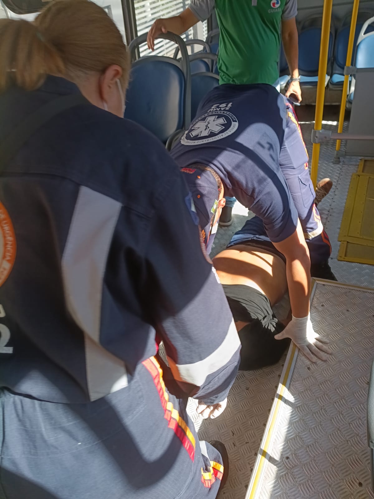 Idoso passa mal e morre dentro de ônibus em Cuiabá