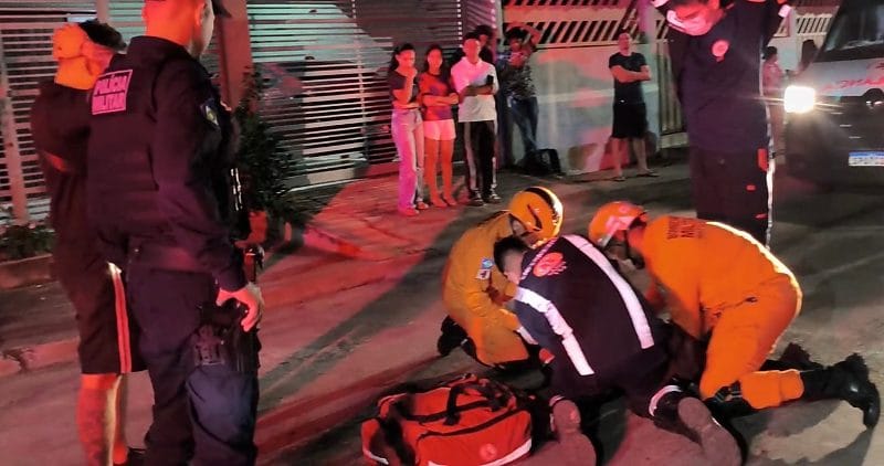 Homem é baleado durante entrega de celular perdido em Cuiabá