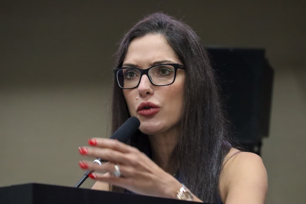 Janaina muda rota eleitoral para compor chapa com Max ao governo de MT