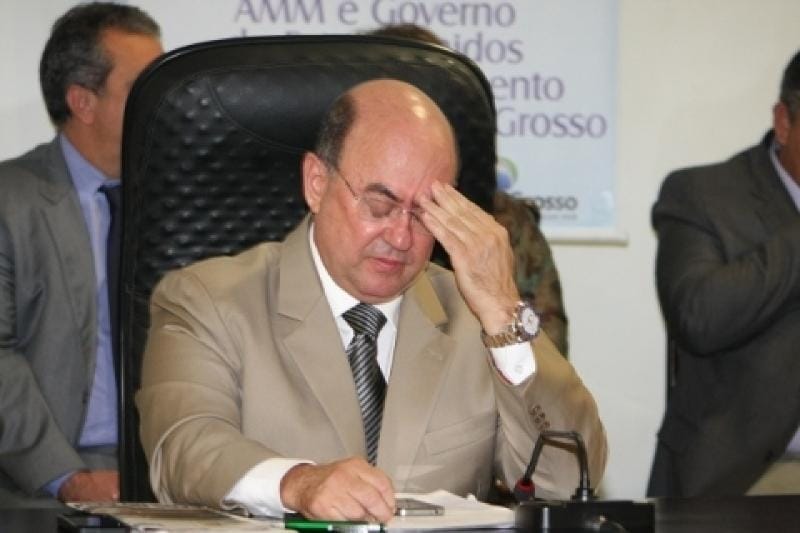 Justiça determina inclusão de José Riva no Serasa