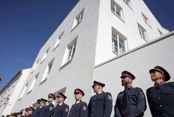 Áustria transforma casa onde Hitler nasceu em delegacia para evitar culto neonazista