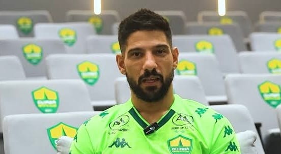 Marcelo Carné sofre grave lesão e não joga mais pelo Cuiabá em 2026