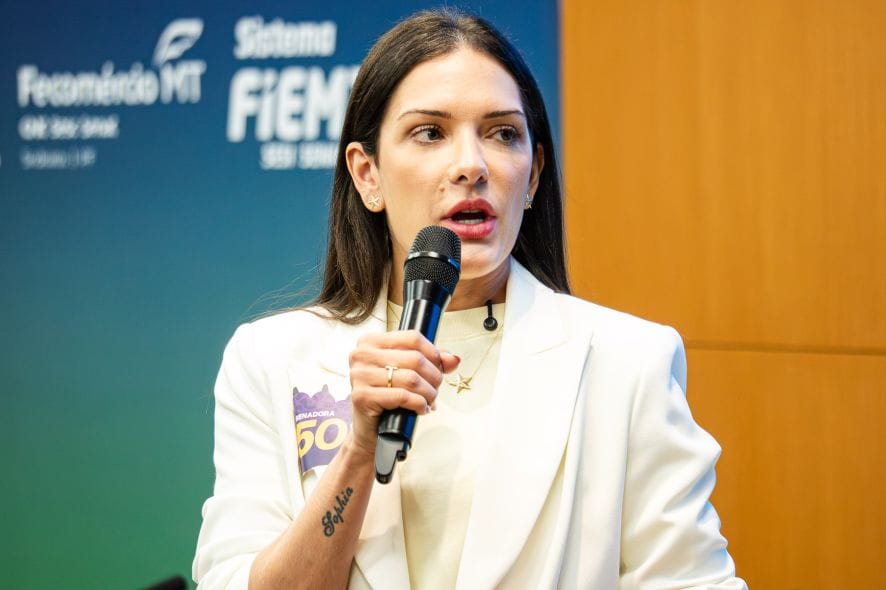 Janaina diz que foi “usada” por Medeiros em eleições e rompe apoio
