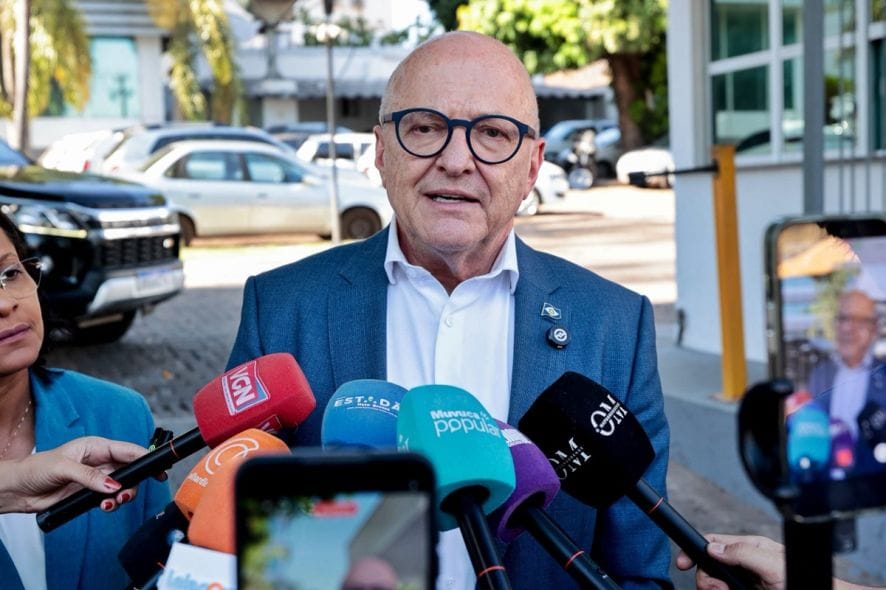 Pivetta admite incômodo com exposição e diz que prefere “comer, beber e dormir”