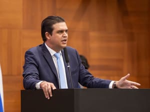 Deputado cobra implantação do campus definitivo da Unemat em Rondonópolis