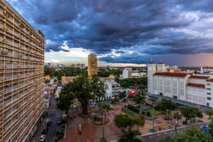 Abilio lamenta morte de idosa que caiu de prédio na frente da prefeitura de Cuiabá