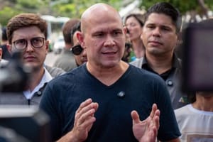 Prefeito reforça combate ao assédio e determina auditoria em contrato de servidor