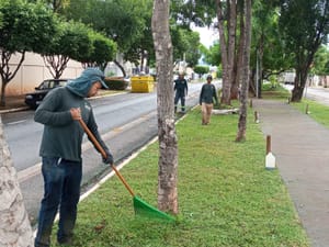 Mutirão da Prefeitura intensifica limpeza e manutenção em Várzea Grande