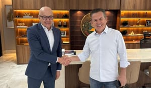 ALMT agenda posse de Otaviano Pivetta no governo do Estado