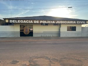 Polícia Civil prende condenado por matar homem com cano metálico