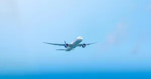 Passageiro será indenizado após voo cancelado causar atraso superior a 3 dias