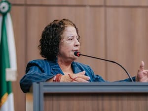 Baixinha Giraldelli vota favorável a empréstimo da Prefeitura para asfalto
