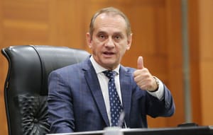Wilson Santos propõe auxílio-alimentação para servidores estaduais