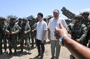 Japão dispara mísseis e afunda navio de guerra; China reage e critica exercício militar