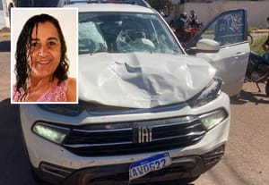 Mulher morre após colisão entre moto e carro oficial de Prefeitura em MT