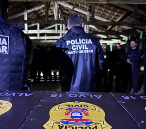 Polícia Civil mira grupo criminoso envolvido com tráfico de drogas, comércio de armas
