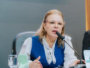 Paula Calil garante mais de R$ 1 milhão para pavimentação do Osmar Cabral e Carumbé