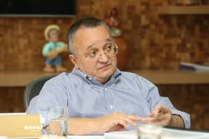 PV e PCdoB rejeitam nome de Pedro Taques ao Senado e ampliam impasse na federação