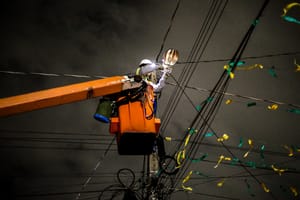 Cuiabá realiza quase 32 mil intervenções na iluminação pública