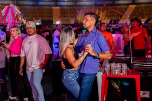Lambadão raiz ganha espaço na Expoagro e reforça valorização da cultura cuiabana