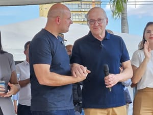 Após consultar IA, Pivetta diz não ver motivo para barrar campeonato de "farmar aura"