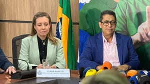 Flávia rebate presidente do PL e cobra provas sobre apoio à gestão: “Ache a ata”