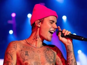 “Pela primeira vez”: final da Copa do Mundo terá show de intervalo com Bieber, Shakira, Madonna e BTS