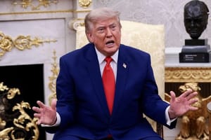Trump ameaça destruir pontes e usinas do Irã após ataques a navios em Ormuz