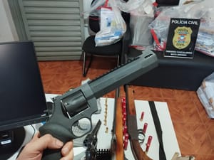 Polícia faz operação contra fraudes em contratações públicas no Araguaia