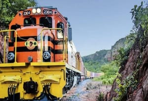 “Trem da Morte” volta aos trilhos na Bolívia após seis anos parado