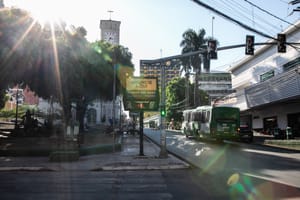 Cuiabá emite alerta para calor extremo e orienta sobre riscos à saúde