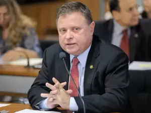 Blairo Maggi cobra corte de gastos de Lula e diz que ajuste é necessário para juros caírem