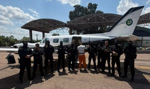 Líder do CV preso no Paraguai é transferido para Mato Grosso