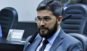 Vitória de Samantha Iris abre vaga e pode levar Fellipe Corrêa de volta à Câmara de Cuiabá